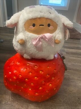 NWT SMOKO TAYTO lamb